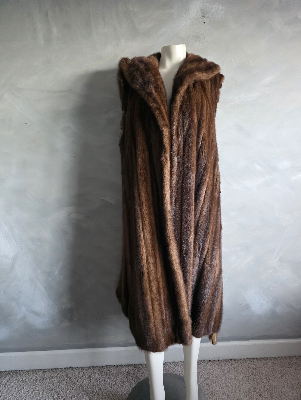 Vintage Long Brown Tonal Mink Fur Open Front Vest Sleeveless Coat DAMAGED
